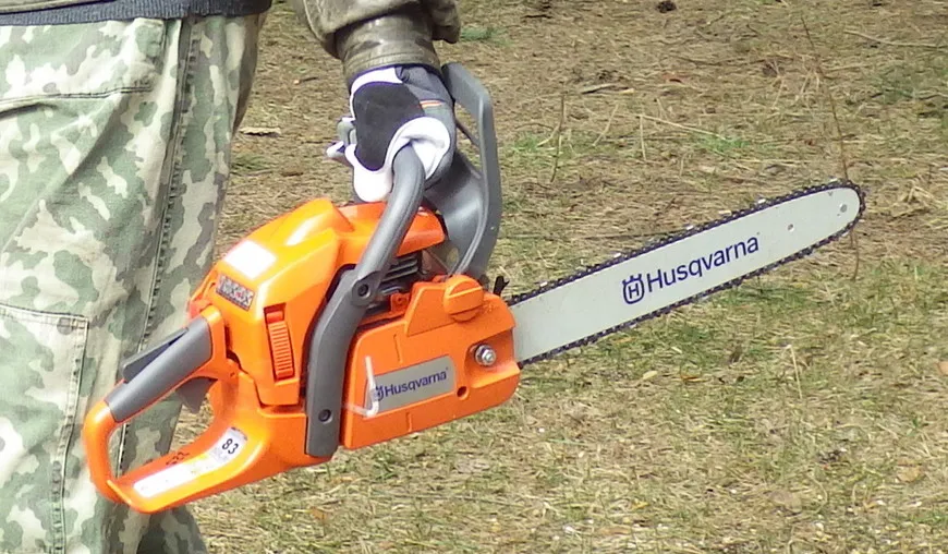 Отзыв на бензопилу Husqvarna 140 Отзыв на бензопилу Husqvarna 140