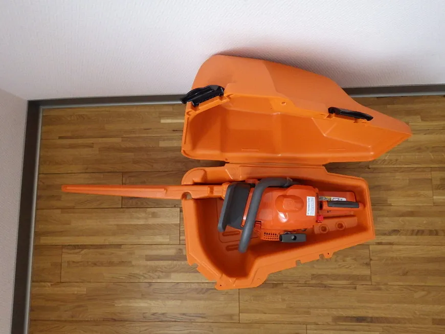 Отзыв на бензопилу Husqvarna 140 Отзыв на бензопилу Husqvarna 140