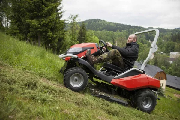 Минитрактор Goliath 4WD 92