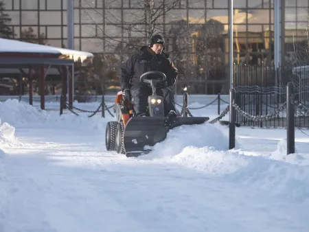 Райдер Husqvarna R 422Ts AWD