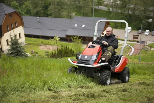 Минитрактор Goliath 4WD 92