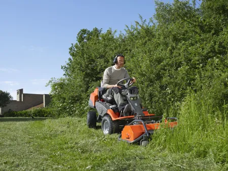 Райдер Husqvarna R 422Ts AWD