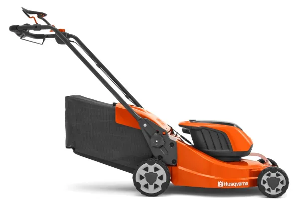 Аккумуляторная газонокосилка LC 247iX