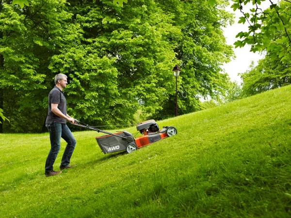 Газонокосилка Husqvarna LC 56