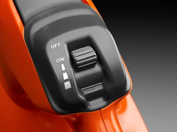 Аккумуляторная воздуходувка Husqvarna 320iB Mark II
