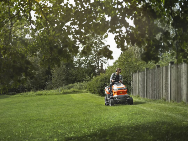 Минитрактор Husqvarna TC 220T