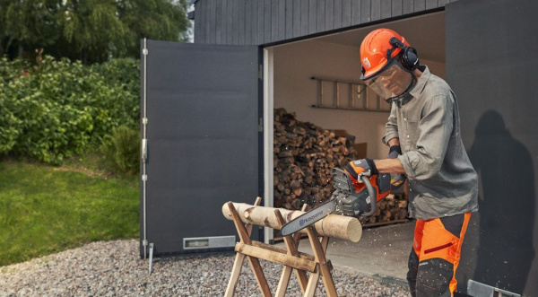 Пила аккумуляторная Husqvarna 225i 12" 3/8 1.1 45DL H38 (без АКБ и З/У)